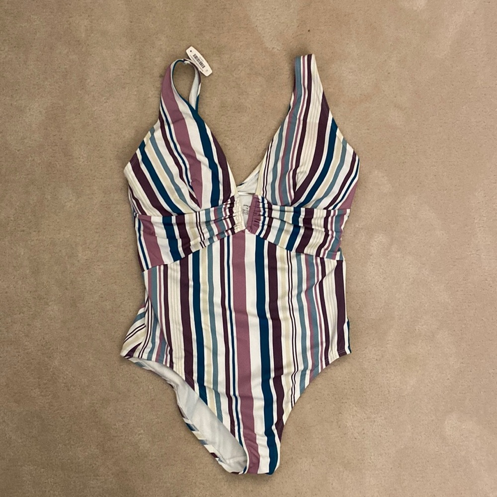 Multicolored swim suit